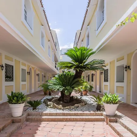 Апартаменты Aloha Gardens Марбелья